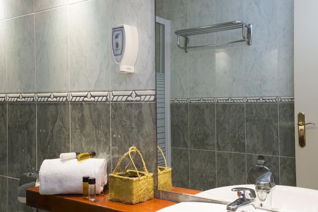 SingularStays Botanico 29 Rooms Valenza Camera foto