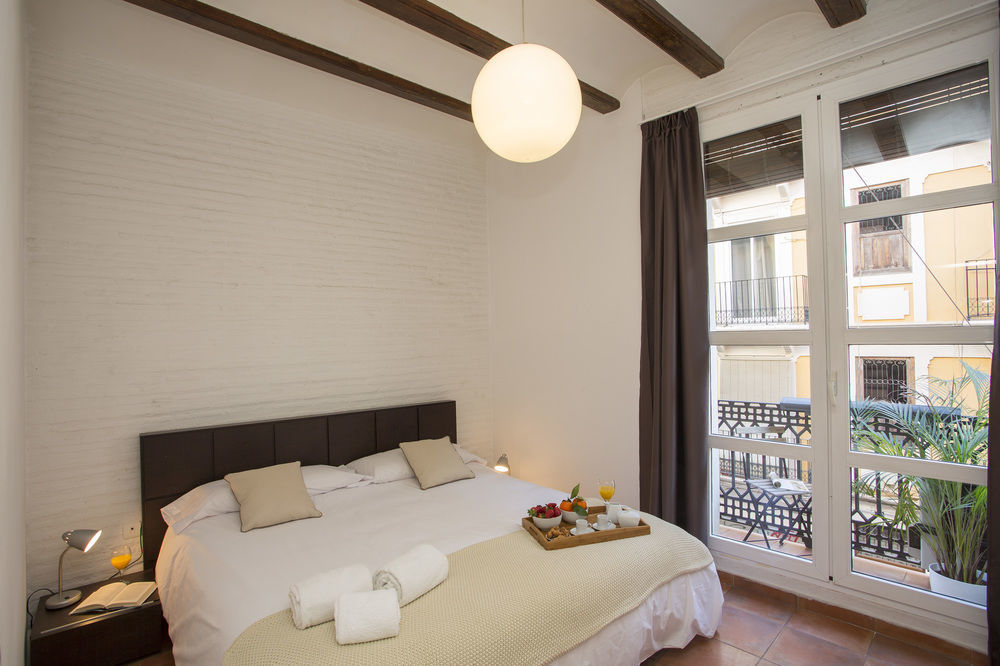 SingularStays Botanico 29 Rooms Valenza Esterno foto